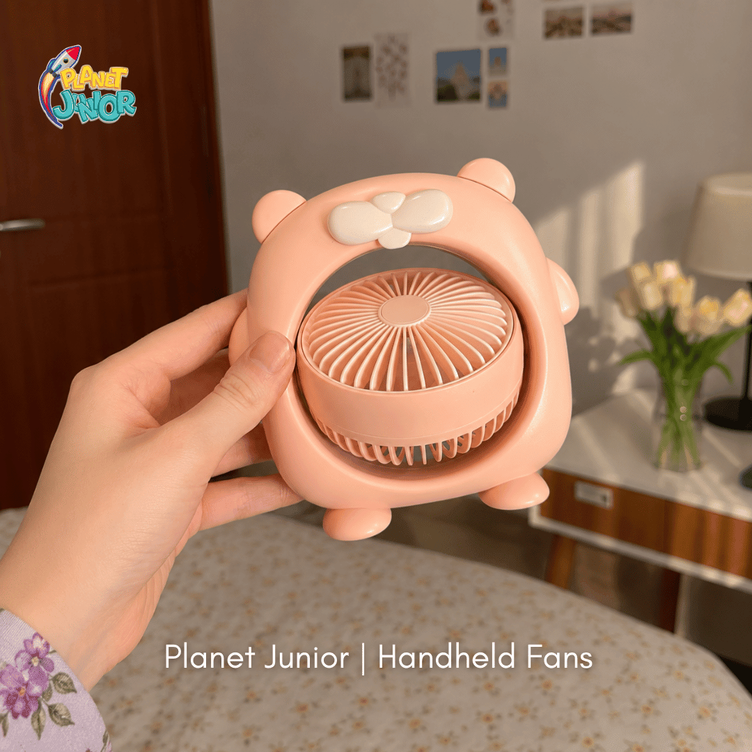 Cute Bear Mini Fan – Foldable Cartoon Desktop & Handheld Fan 🐻🩷