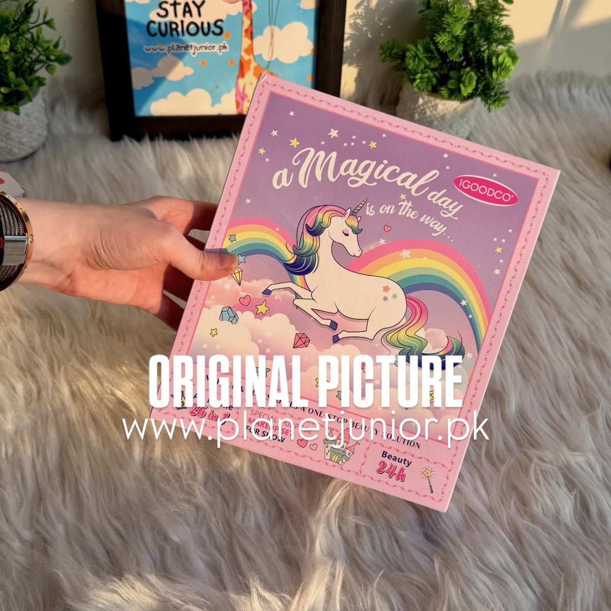 26 in 1 Unicorn Magical Makeup & Accessories Set