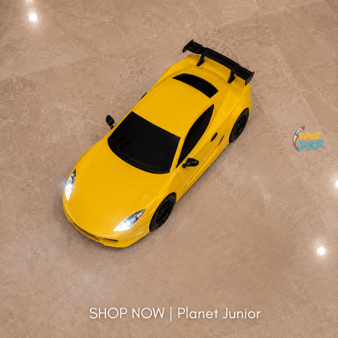 Lamborghini Huracán-Inspired Rechargeable RC Sports Car with Remote Control