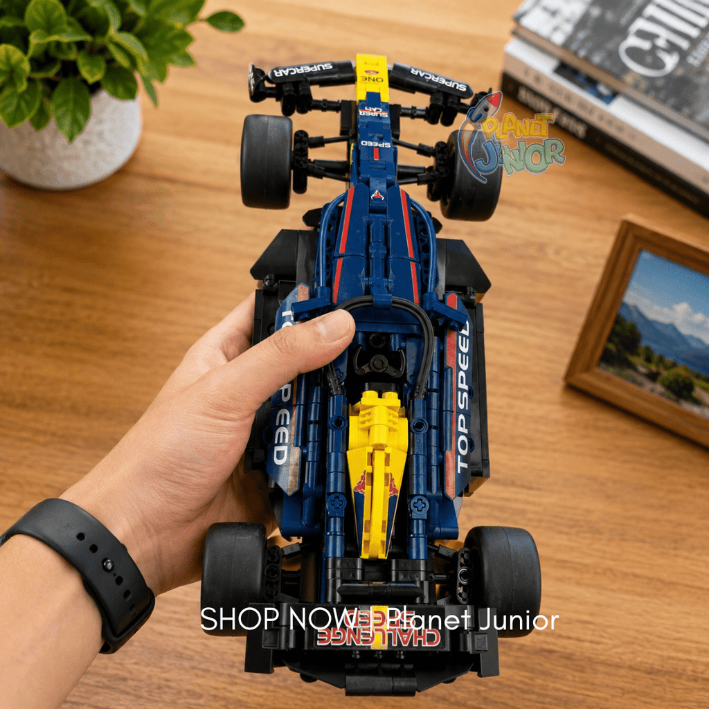 1:14 Fearless Racer Pull-Back F1 Style Legos Car
