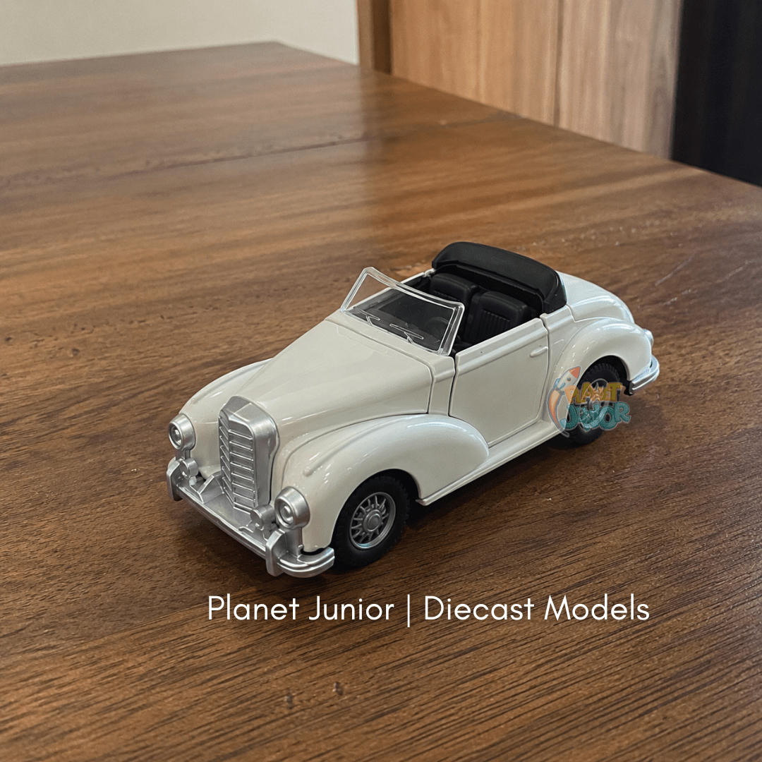 1:32 Scale Mercedes-Benz 300 S Cabriolet Die-Cast Model Car | 1 Pc
