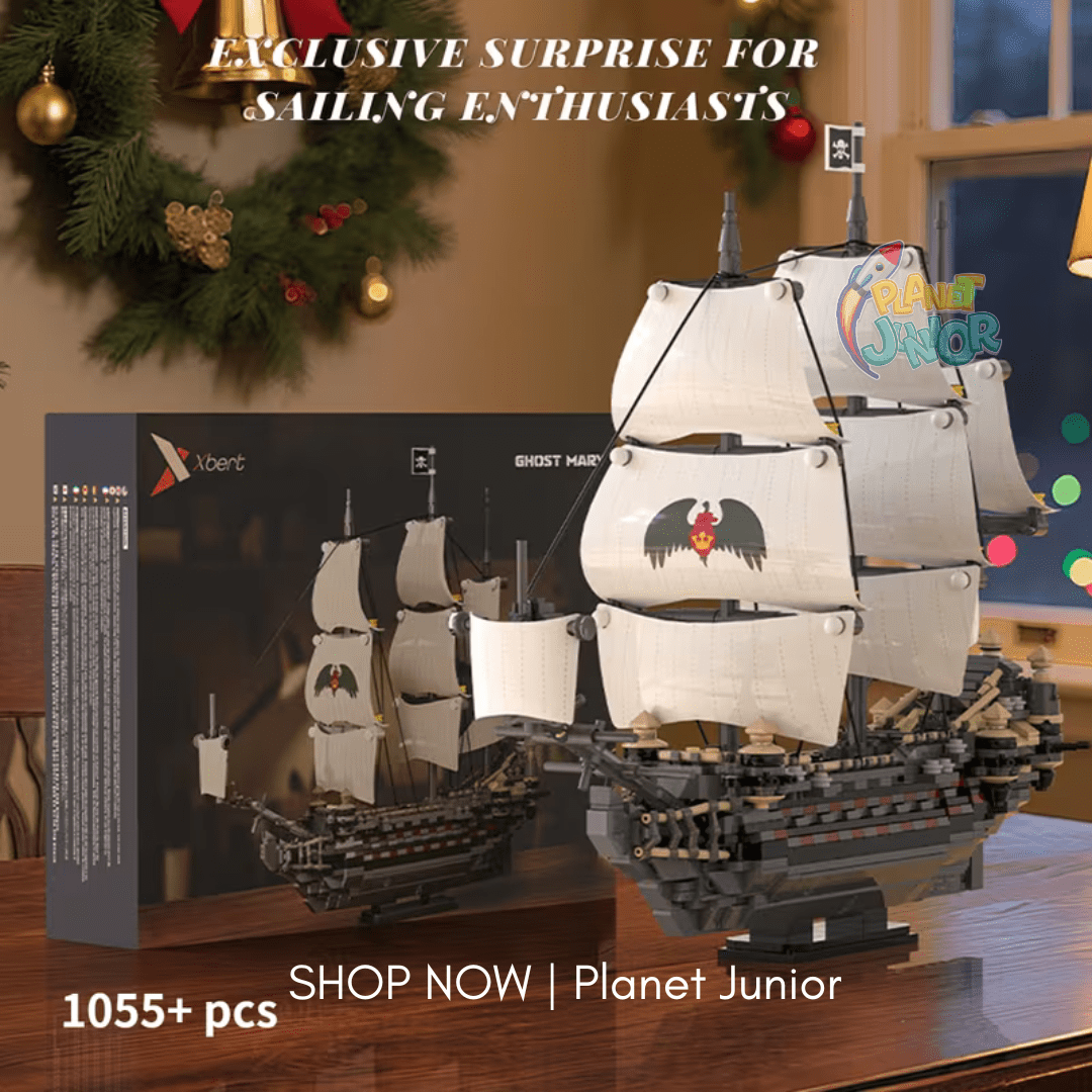 1055 PCS Ghost Pirate Ship Legos Set with Detailed Sails