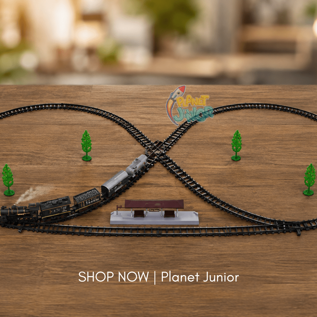Classic Vintage Railway Train Set with Large Track, Lights & Sound