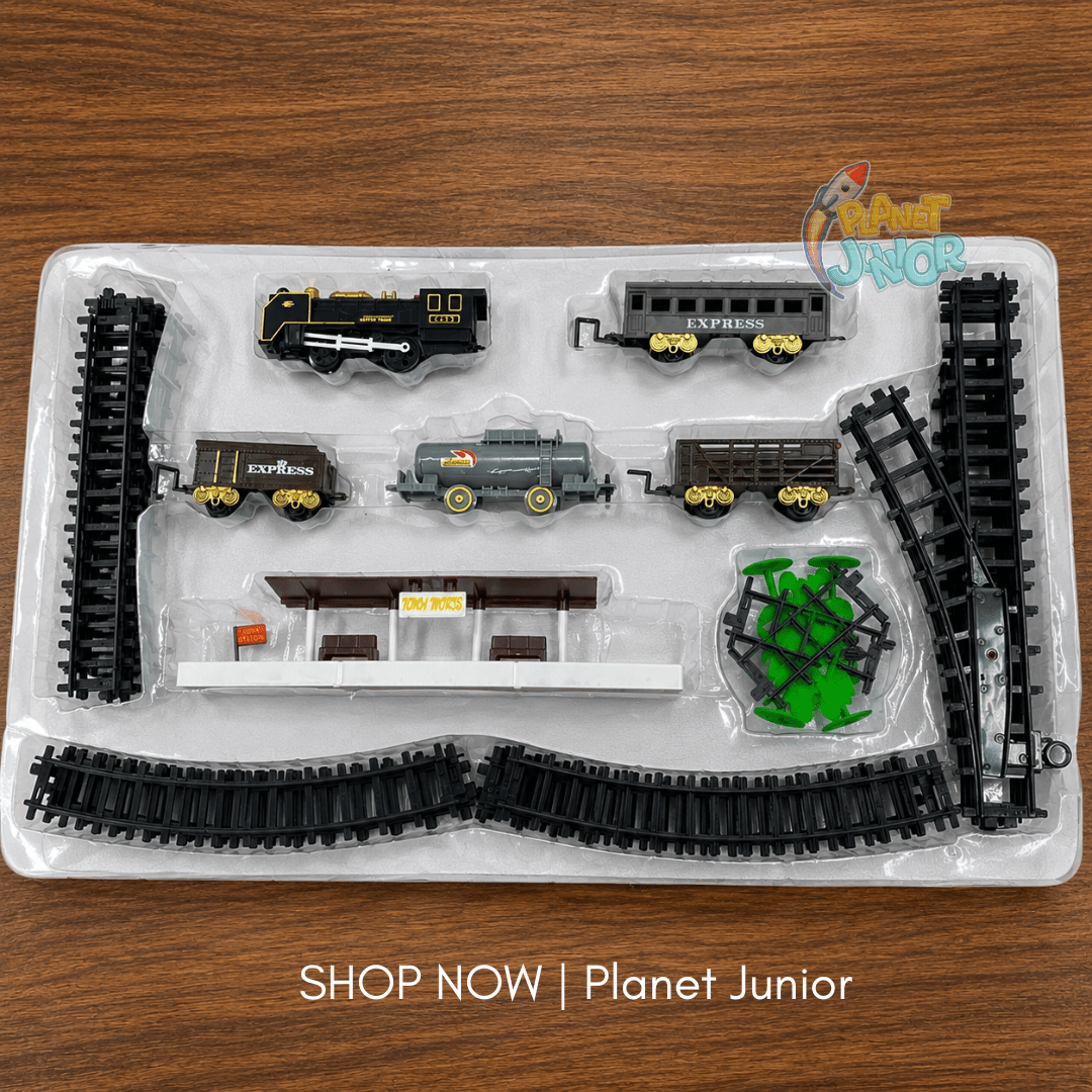 Classic Vintage Railway Train Set with Large Track, Lights & Sound