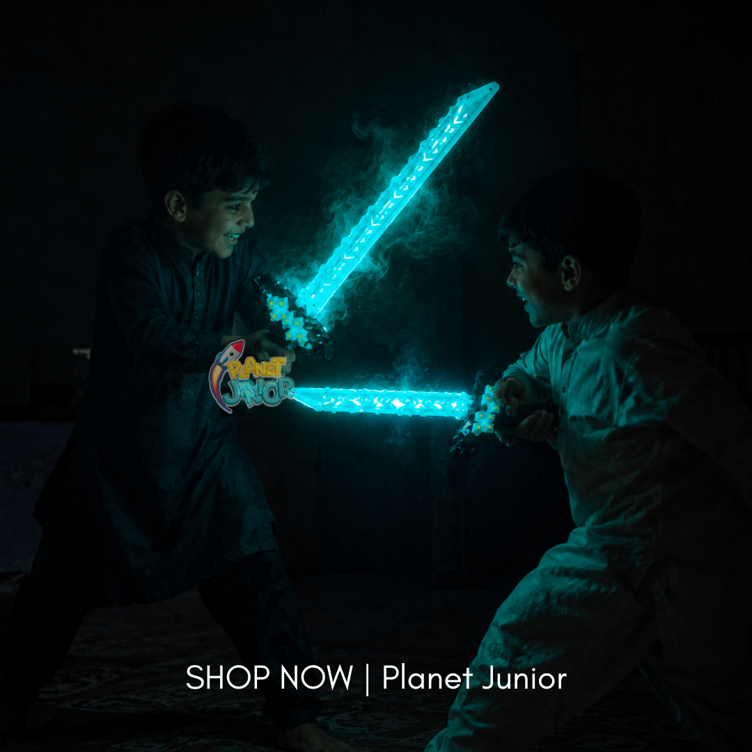 LED Light-Up Mist Spray Adventure Sword