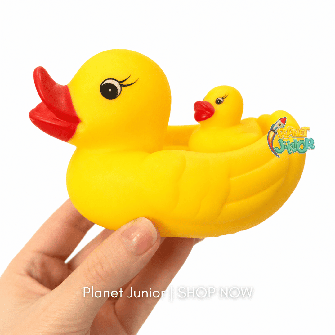 Cute Duck Family Bath Toy Set with Mother Duck & Baby Ducklings