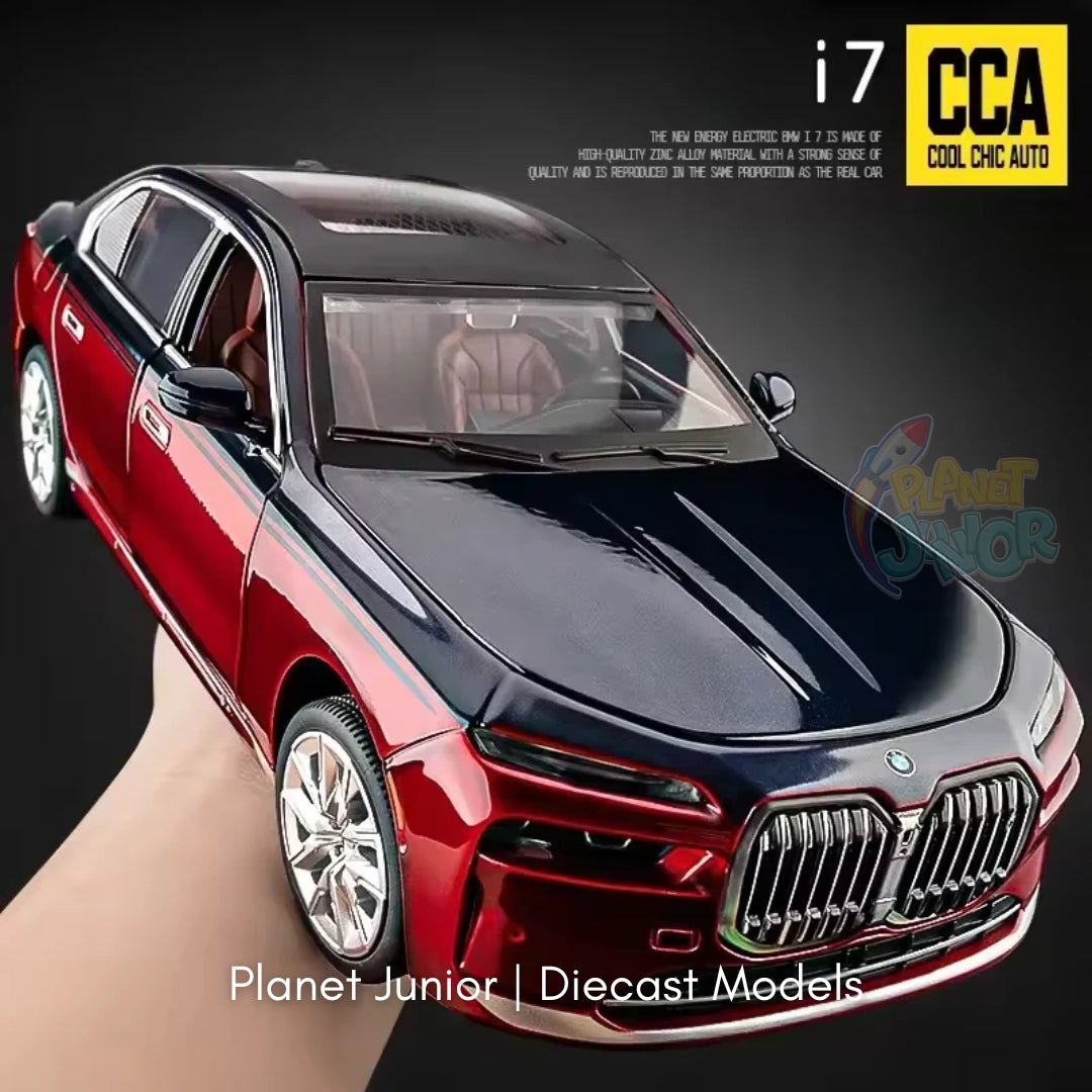 1:24 Diecast BMW i7 Official Licensed Model