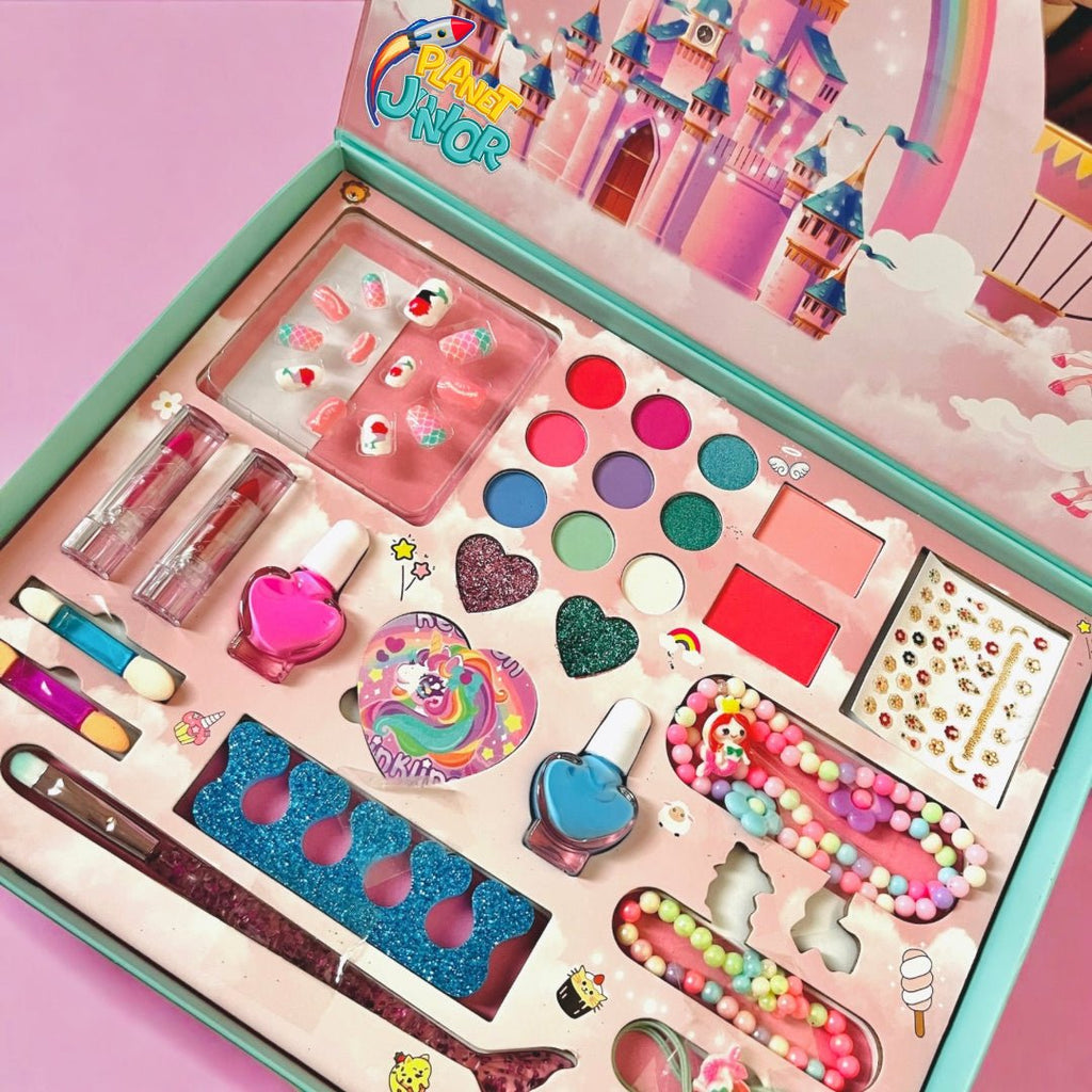 Beauty Cosmetics & Nail Art Box – Glam Makeup & Creative Styling Set