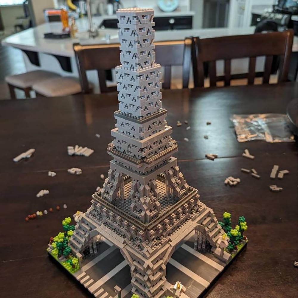 Eiffel Tower Building Blocks Set – 3000+ Pcs Masterpiece Kit